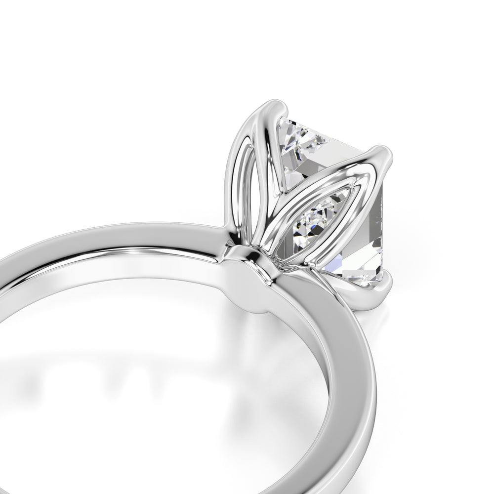 Lilia Moissanite Ring | White Gold | 2