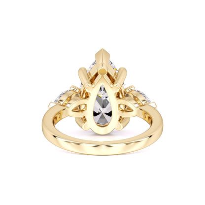 Sadie Moissanite & Lab Grown Diamond Ring | Yellow Gold | 3