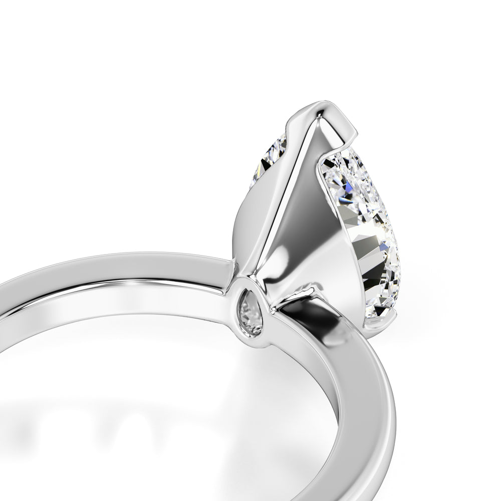 Jada Moissanite Ring | White Gold | 2