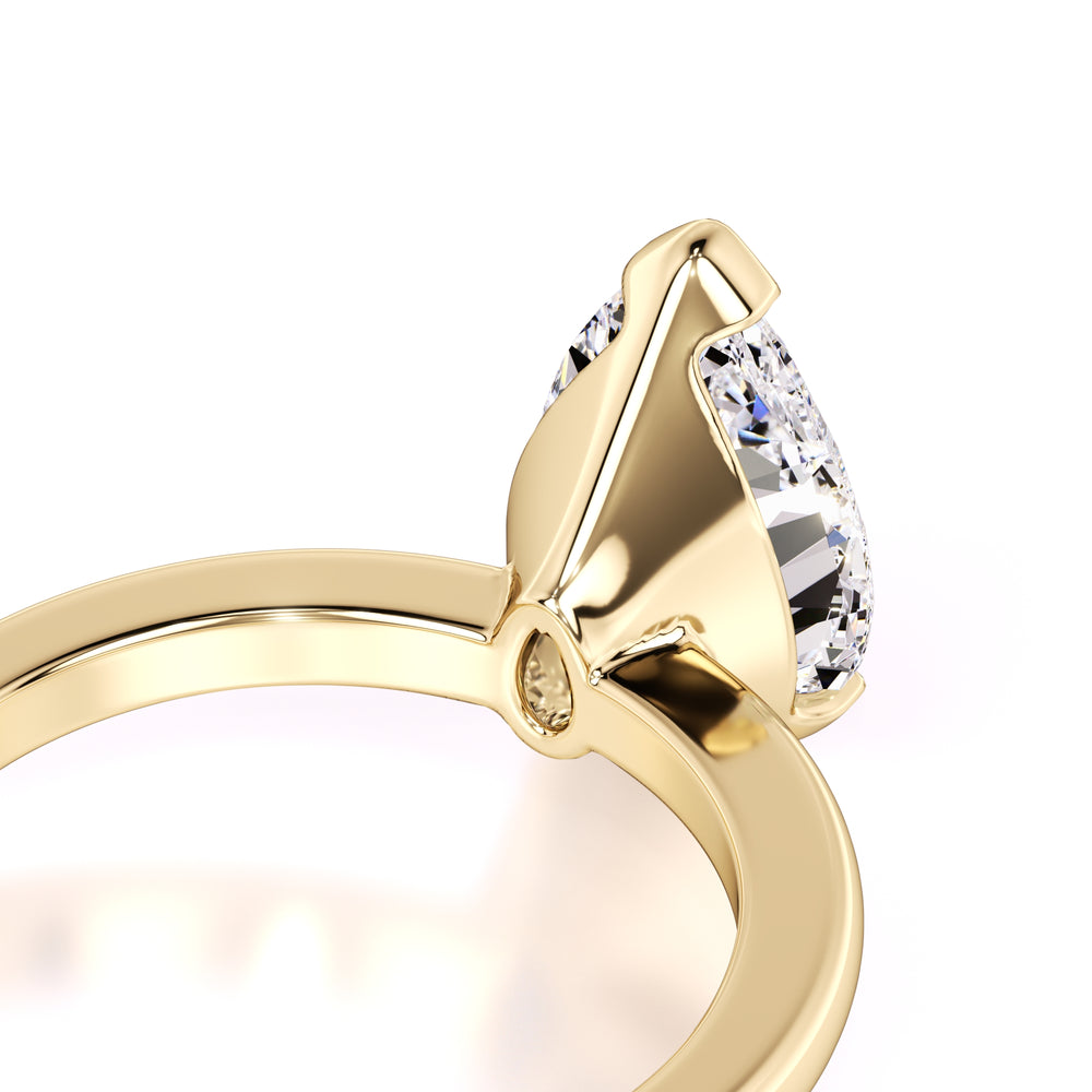 Jada Moissanite Ring | Yellow Gold | 2