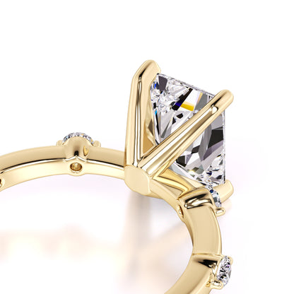 Georgia Moissanite & Lab Grown Diamond Ring | Yellow Gold | 2